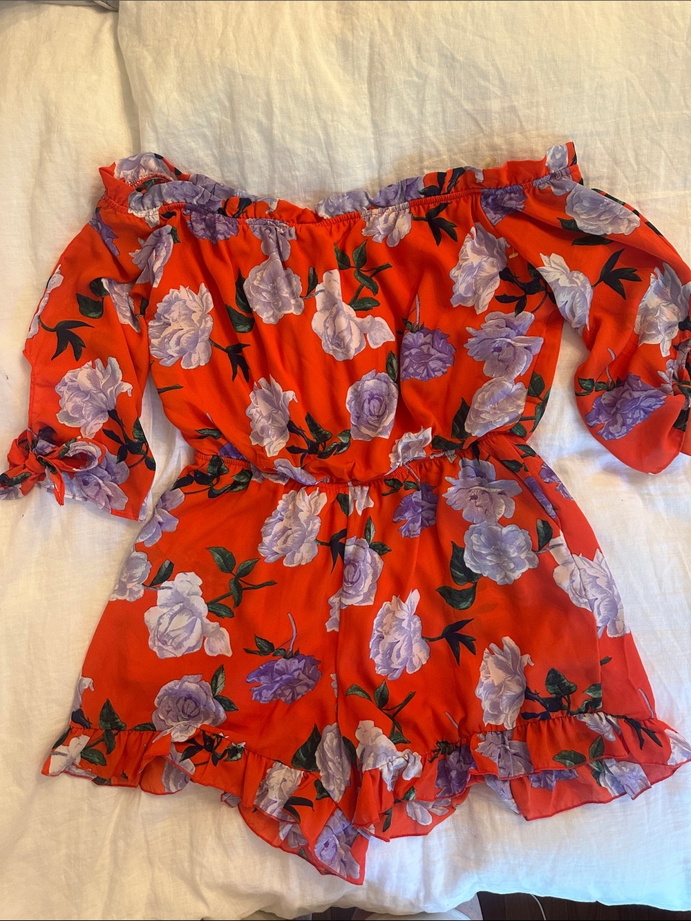 LATOWNE Floral Off Shoulder Romper Size Large Red Orange Lavender Boho Summer